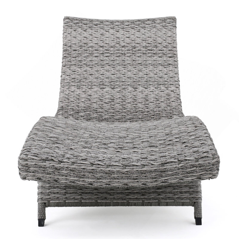 Chaise longue en osier crème