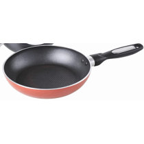 https://assets.wfcdn.com/im/14461396/resize-h210-w210%5Ecompr-r85/1072/10722267/Gourmet+Chef+Aluminum+Non+Stick+Frying+Pan.jpg