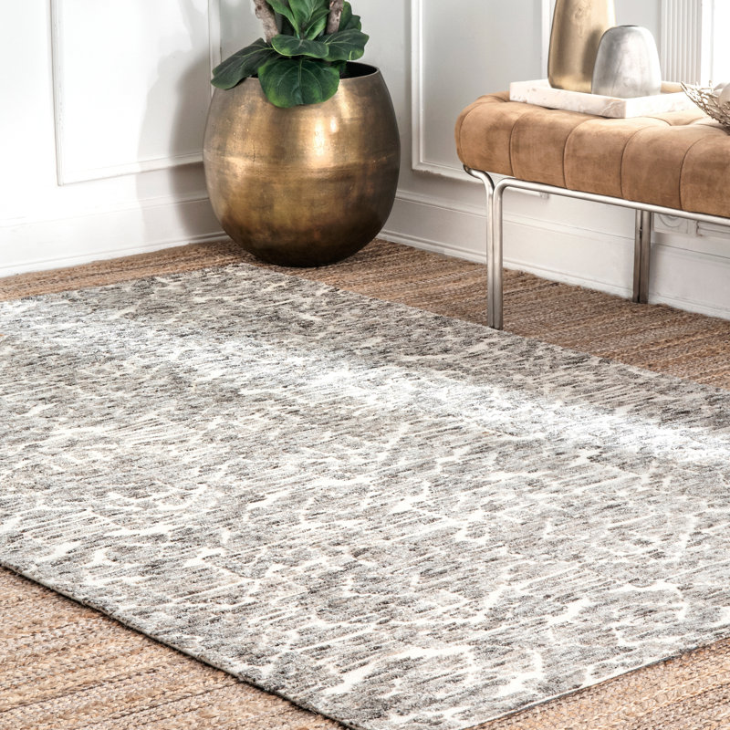 Handmade Grey Area Rug, Rectangle 5' x 8'