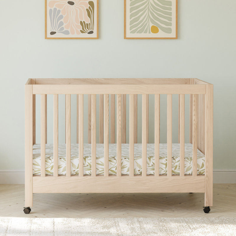 Maki 2-in-1 Convertible Portable Crib, Washed Natural