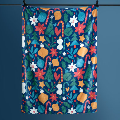 Holiday Icons Printed Plush Throw Blanket
