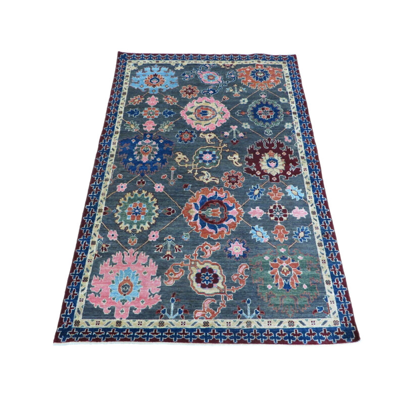 Tapis rectangulaire en laine unique 4 pi x 5 pi 11 po Grennan