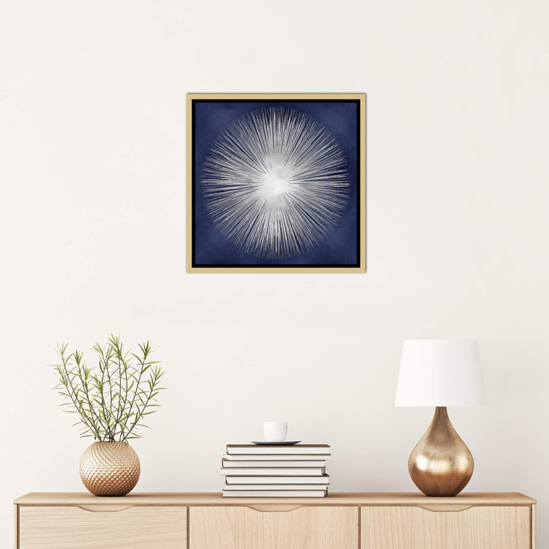 «Silver Sunburst On Blue I» par Abby Young - impression d'art graphique, Toile encadrée d'or, H 37 po x l 37 po x P 1,5 po