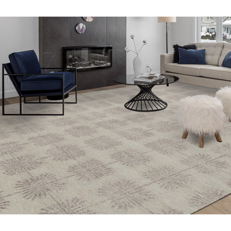 Tapis argenté et crème noué à la main de haute qualité