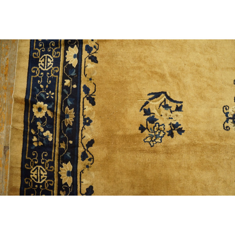 Hand Knotted Wool Oriental Area Rug in Beige