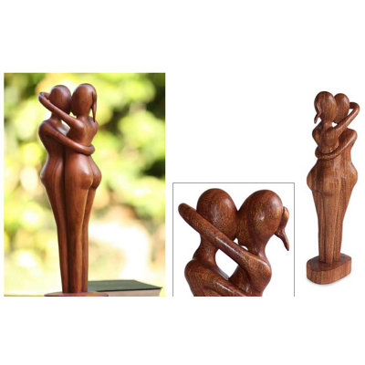 Figurine serrée hold me Dandor