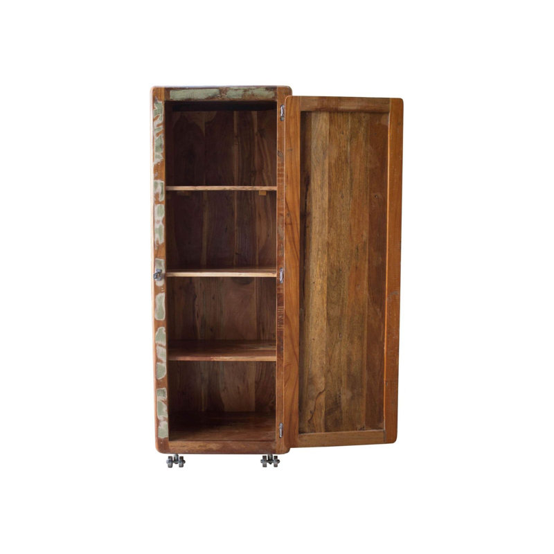 Freezy Sideboard