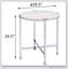 Table de bout en chêne blanc et chrome avec base en forme de X, alliant charme industriel et fonctionnalité moderne pour tout espace de vie.