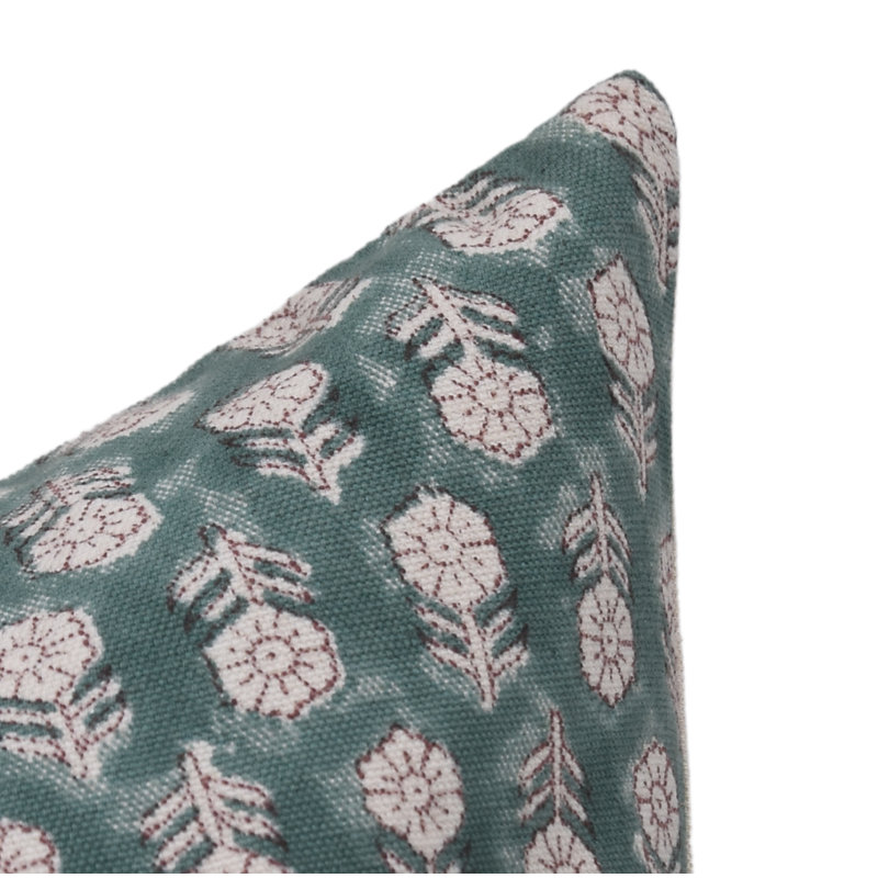 Housse de coussin à motif floral en coton imprimé Fab Fabine Boho - Tulsi Buti, H 22 po x l 22 po