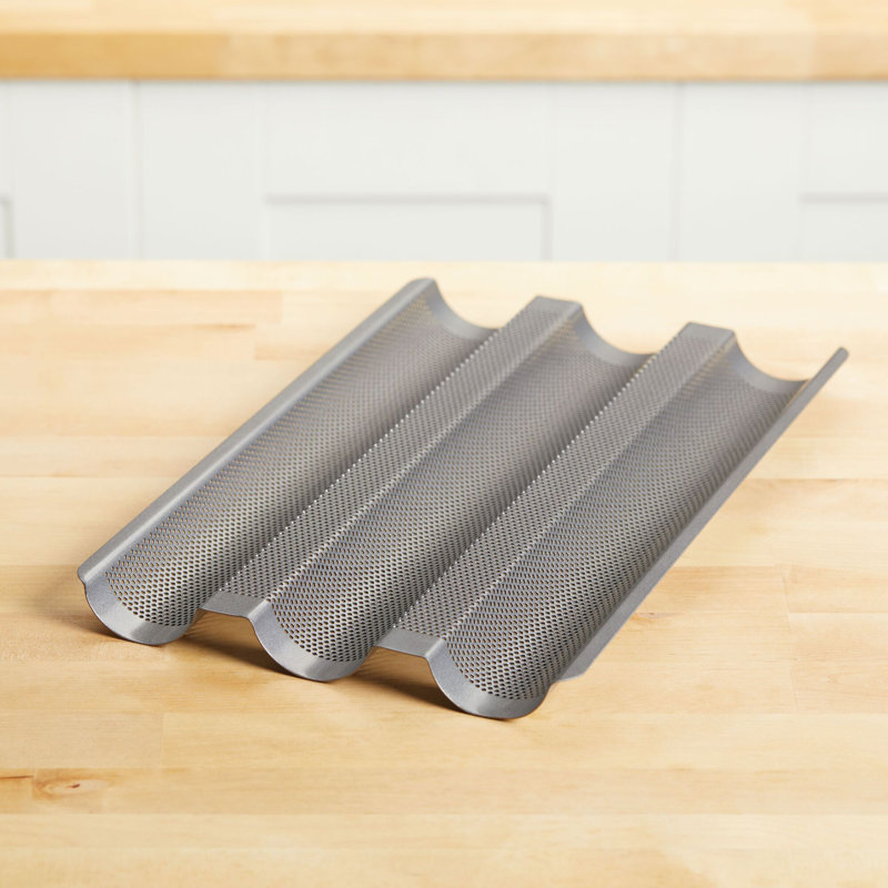 Graphite Steel Non-Stick 3-Channel Baguette Tray