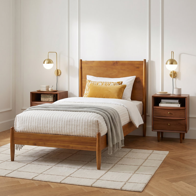 Lit plateforme en bois d'acacia Cohron avec pieds évasés , Simple, Brun naturel