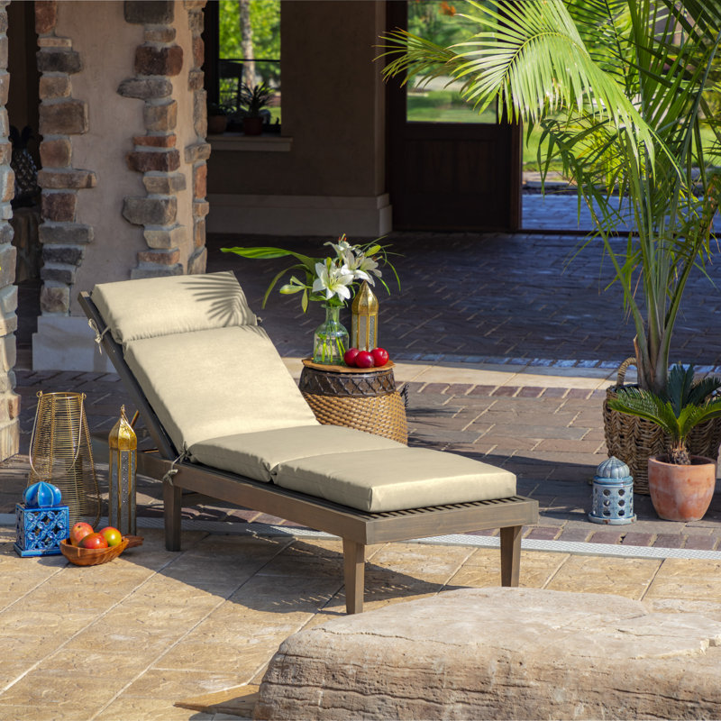 Coussin de chaise longue d'extérieur ARDEN, Taupe, H 3,5 po x l 22 po x P 52 po
