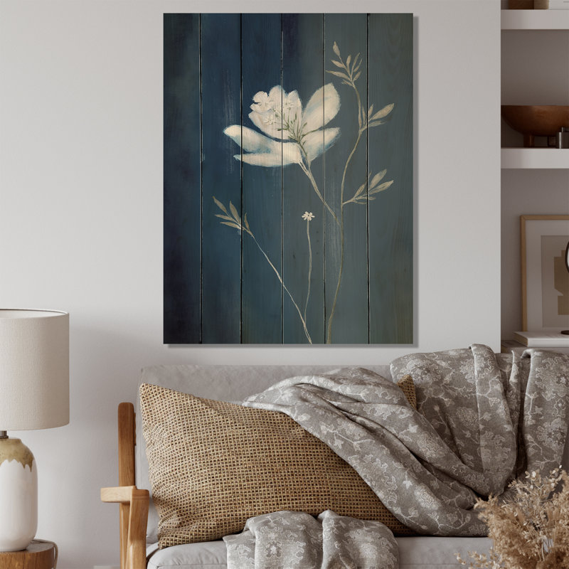 Simple fleur sauvage blanche sur fond bleu rétro VI - Art mural en bois floral - bois de pin naturel, L 12 po x H 20 po