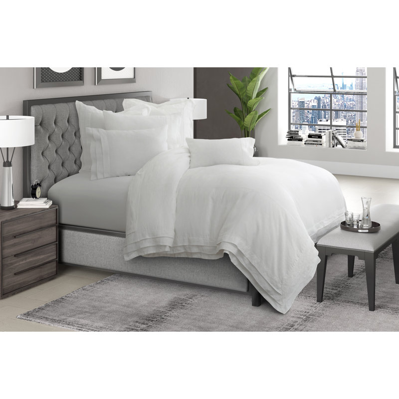 Addison Linen Duvet Set - White, Queen Duvet Cover + 4 Shams + 1 Pillow