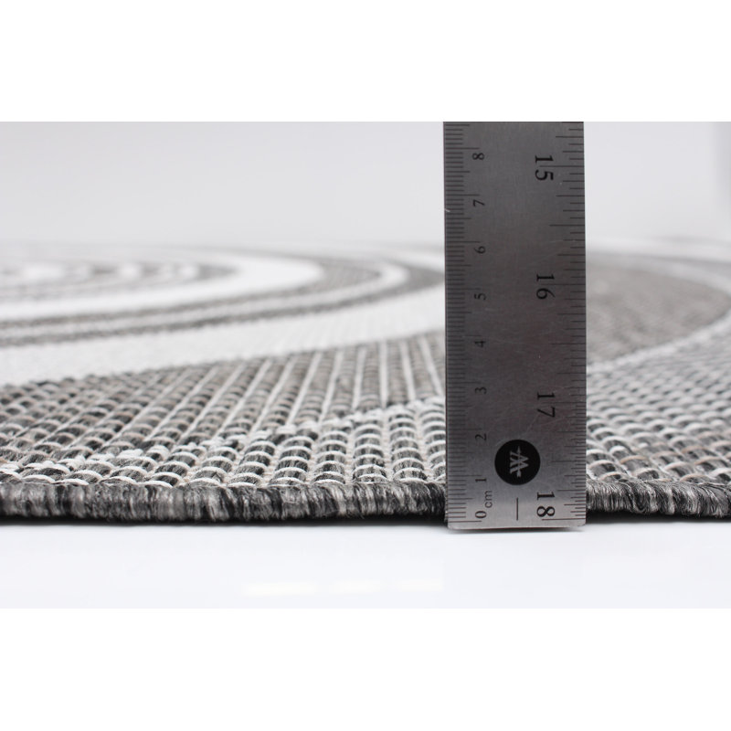 Hiroko Performance Indoor / Outdoor Rug, Rectangle 6'7" x 9'6"