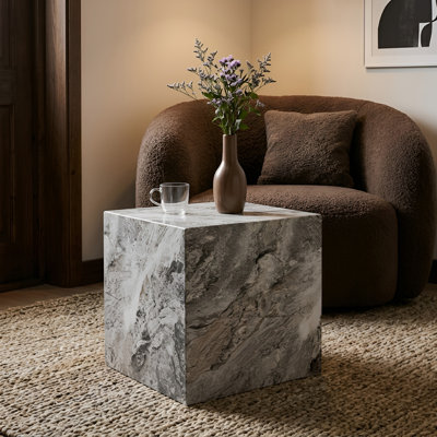 Table de bout haute de 16 po et table basse en panneau de fibres à densité moyenne