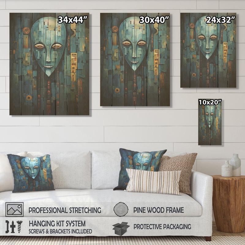 Blue Serenity African Mask - Masque africain sur bois, H 40 po x l 30 po