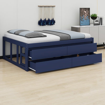 Le lit plateforme avec tiroirs de rangement s'harmonise avec les décors modernes, champêtres et côtiers grâce à ses panneaux verticaux.