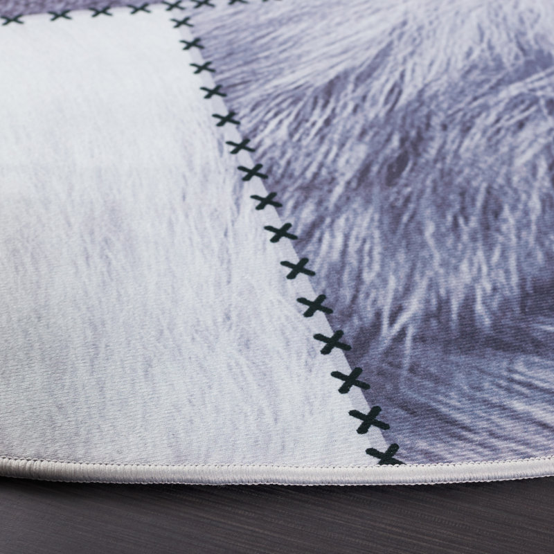 Tapis gris clair en polyester tissé à la machine Brenndan, Tapis de couloir 2 pi 6 po x 8 pi