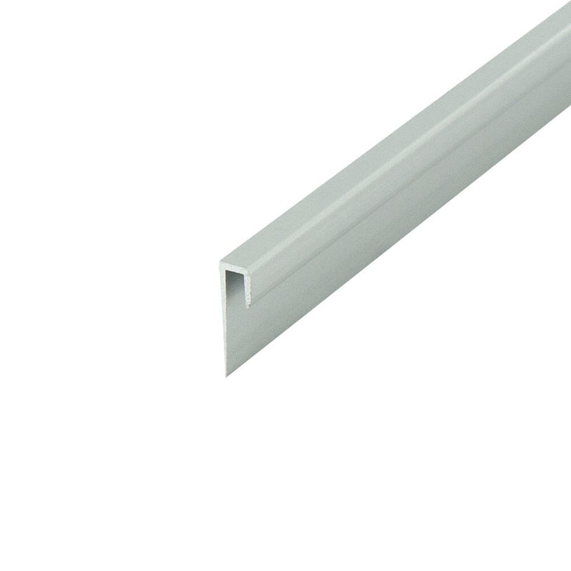 Le profilé en aluminium Outwater convient à un matériau de 3/32 po d'épaisseur en aluminium anodisé (satiné) moulé avec embout 72 po (paquet de 18)