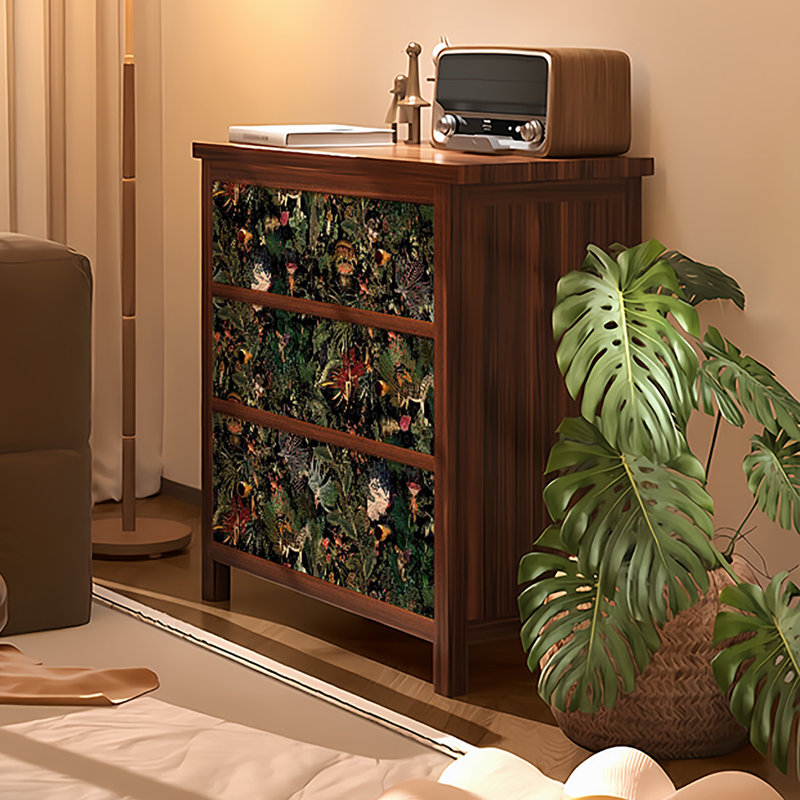 Armoire rétro à trois tiroirs