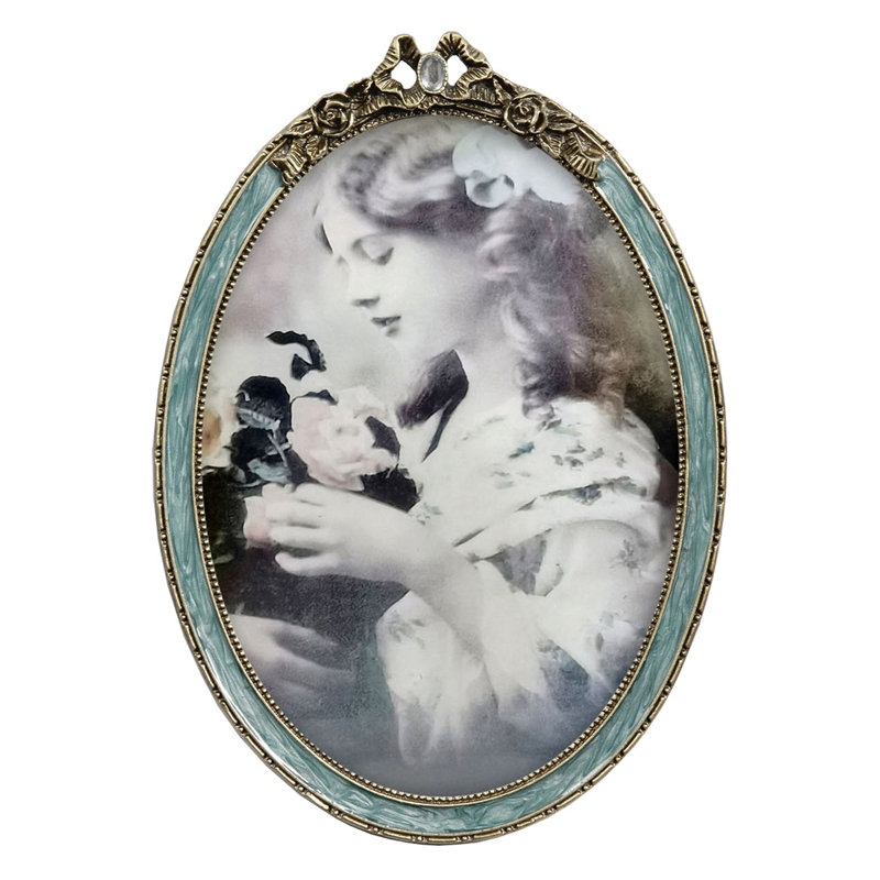 Broadoaks Grey Metal Wall Mounted Picture Frame