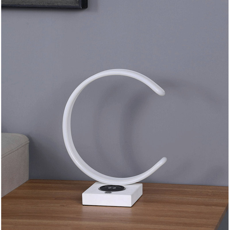 Lampe de table 13,5 "en forme de C avec port USB / chargeur sans fil