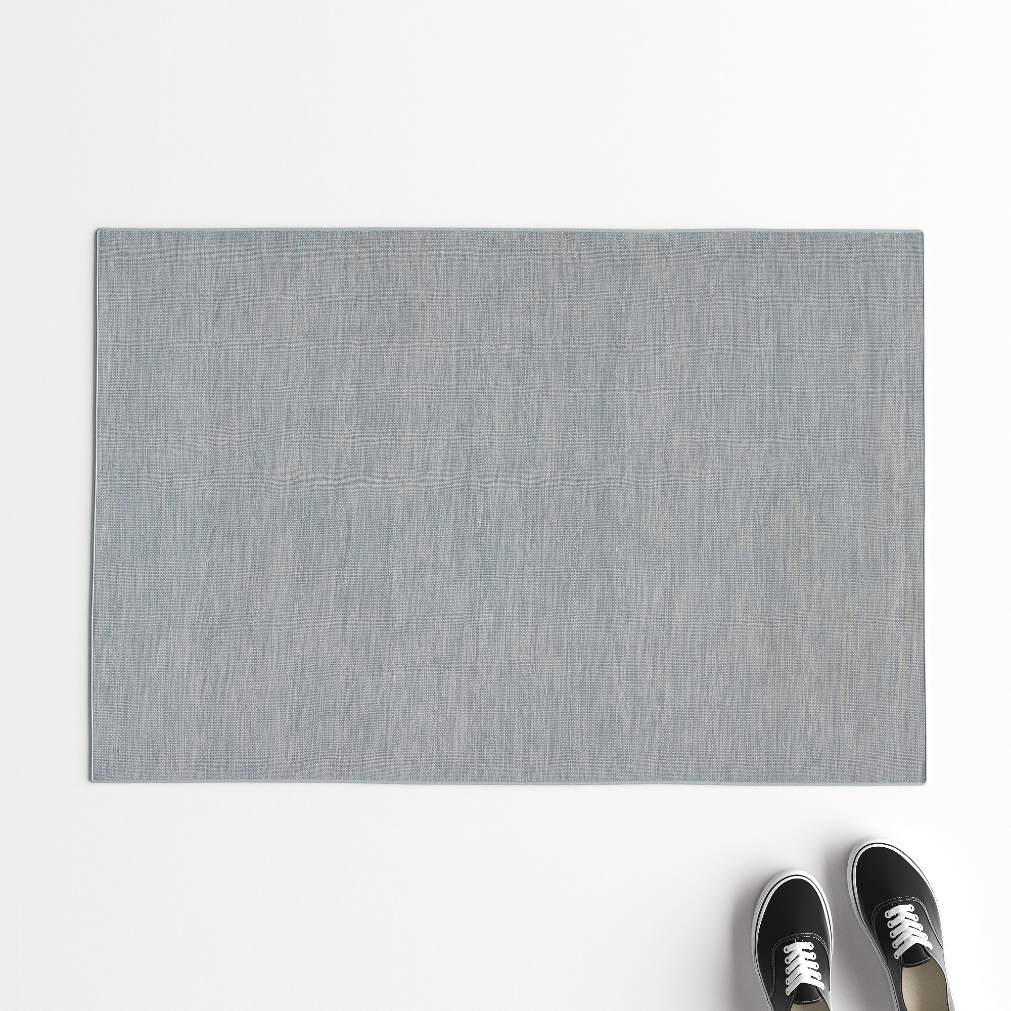 Burkett Handmade Recycled P.E.T Gray Indoor/Outdoor Rug, Rectangle 2' x 3'