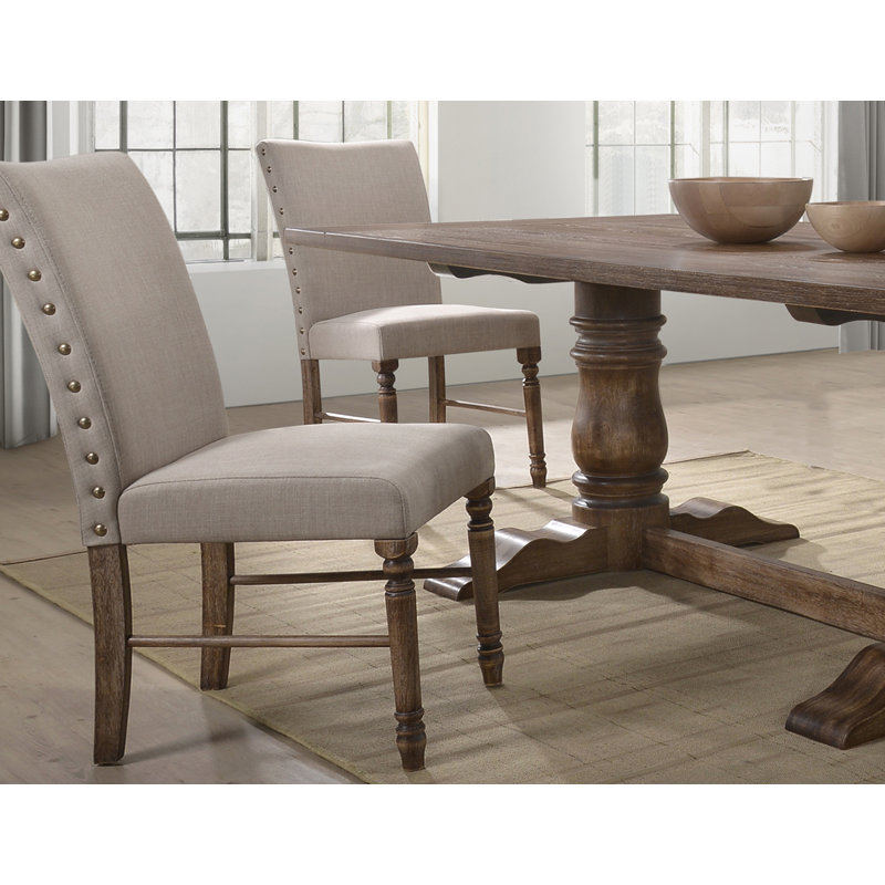Chaise rembourrée Aniya