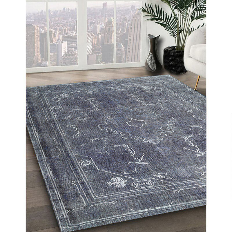Aimee-Mae Oriental Indoor Rug, Round 3'