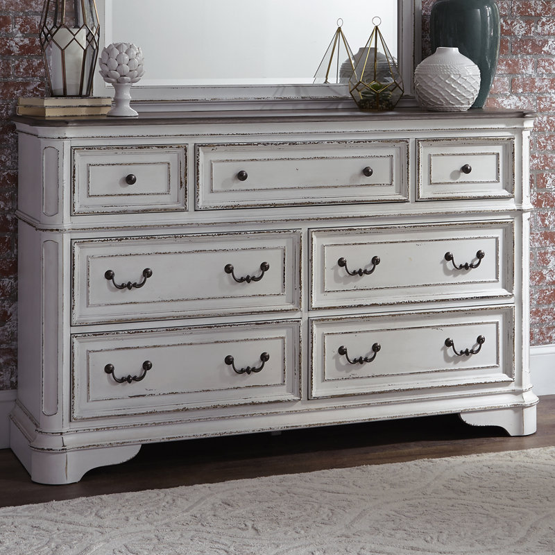 Commode 7 tiroirs l 64 po Colchester, Blanc