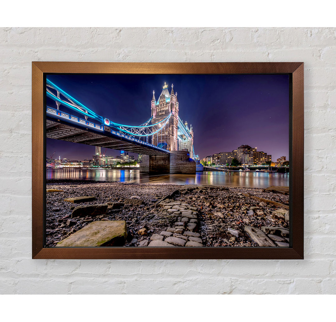 Tower Bridge Waters - Einzelner Bilderrahmen Kunstdrucke