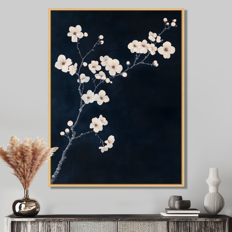 Indigo Night Bloom II - Tableau encadré sur toile « Fleurs du printemps », H 32 po x l 24 po, Cadre naturel flottant