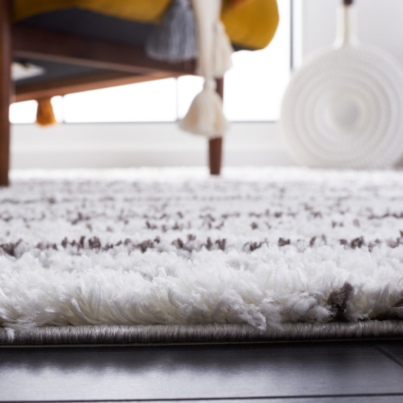 Tapis rayé Omaury Performance, Rectangle 4 pi 5 po x 6 pi 5 po