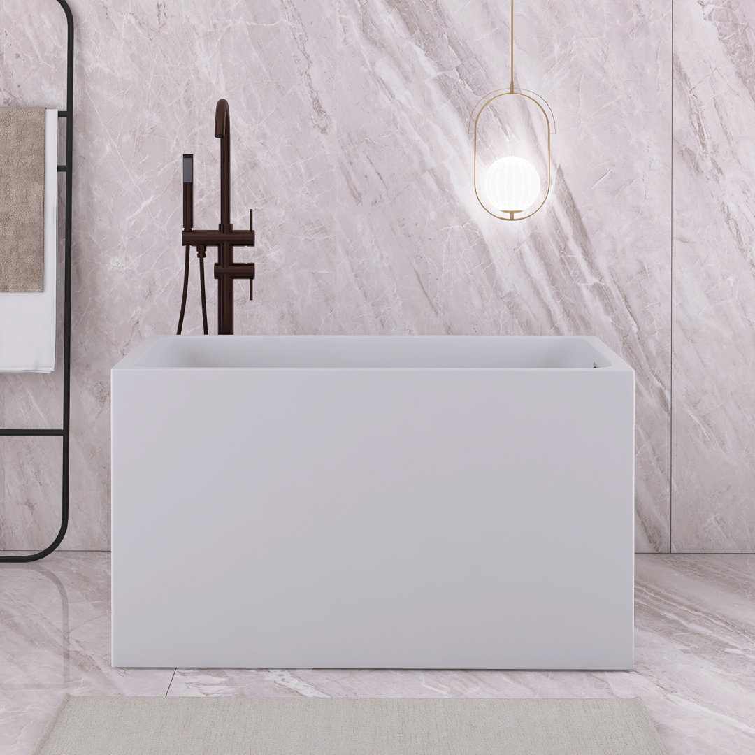 43 In. X 28 In. Acrylic Freestanding Soaking Bathtub with Seat Staykiwi