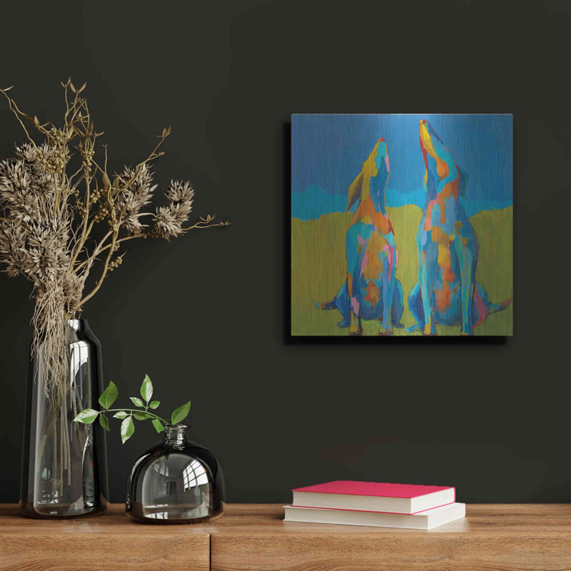 «Howling Hound» par Phyllis Adams, H 12 po x l 12 po