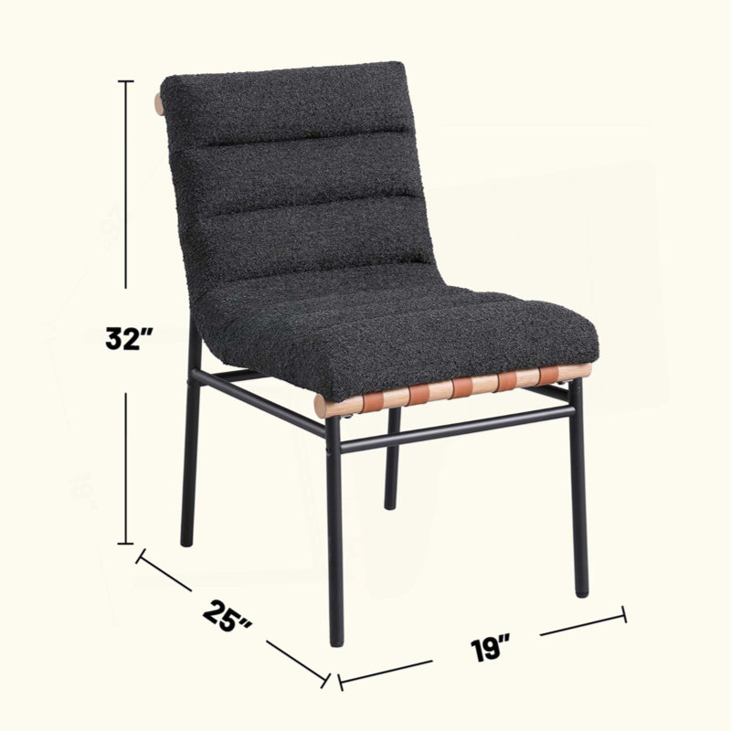 Ensemble de deux chaises de salle à manger rembourrées avec un tissu bouclé de qualité supérieure et des pieds en fer robustes, idéales pour rehausser votre expérience culinaire