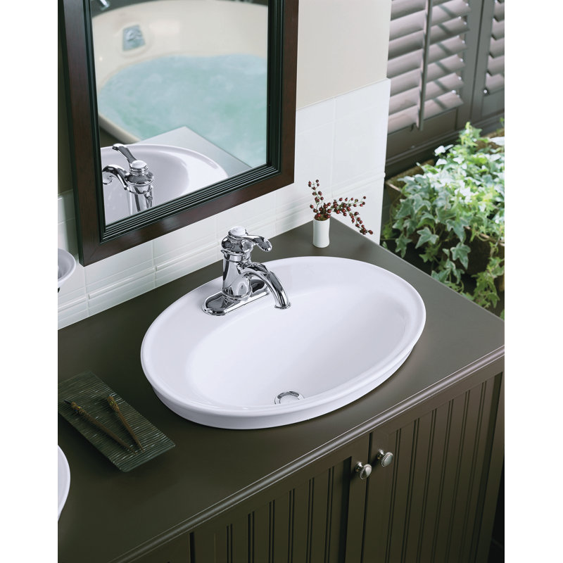 Robinet pour salle de bain Fairfax, Chrome poli, Deck Plate Included: Yes