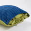 Coussin décoratif bleu Kelly