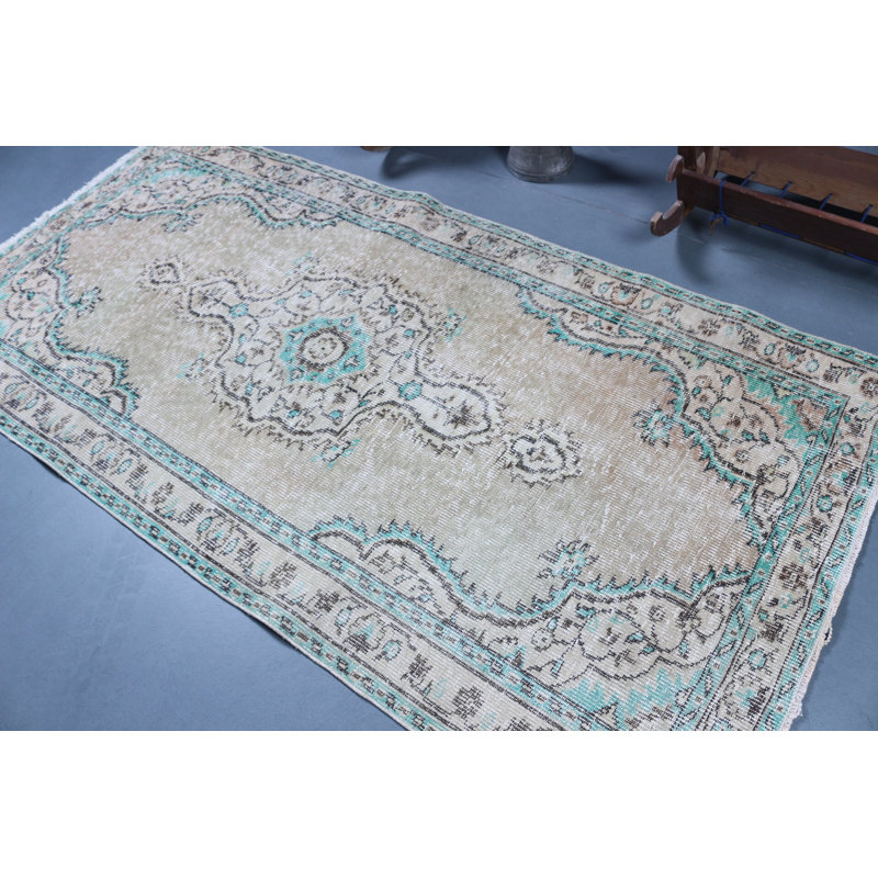 Tapis turc beige Oushak fait à la main pour un usage intérieur, idéal pour la chambre à coucher avec des matériaux biologiques