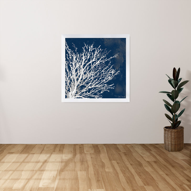 Coastal Coral II par Lanie Loreth - Peinture, Cadre blanc, H 25,5 po x l 25,5 po x P 1 po