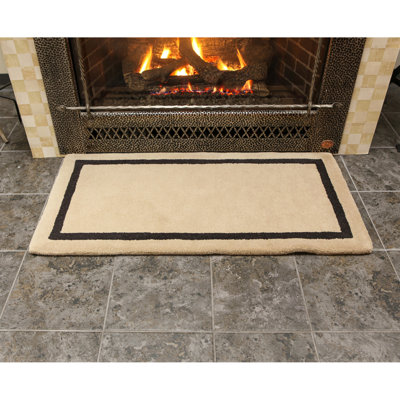 Eagels Hand Tufted Wool Indoor Rug