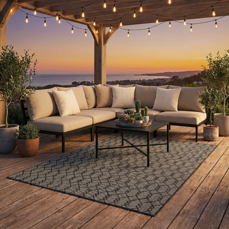 Marat Indoor / Outdoor Rug, Rectangle 5'2" x 7'5"