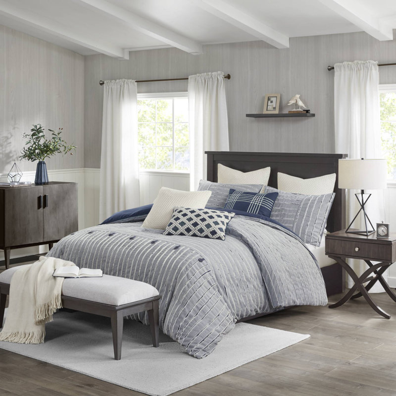 Essence Oversized 100% Cotton Clipped Jacquard Comforter Set, King, Blue