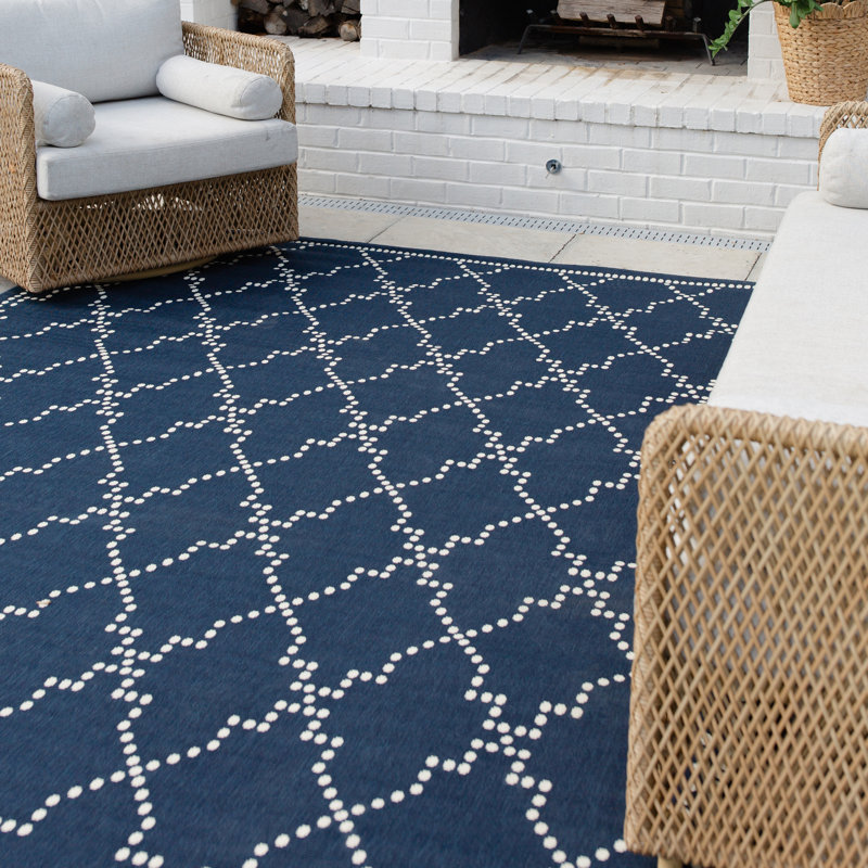 Tapis intérieur / extérieur bleu marine Anastasaos, Rectangle 3 pi 7 po x 5 pi 6 po