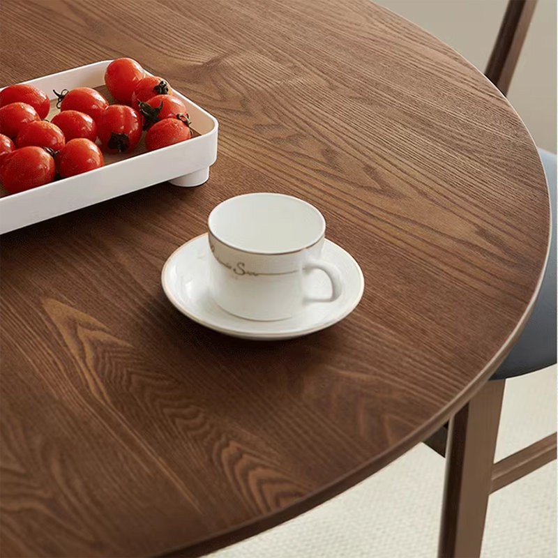 Table de salle à manger en noyer, H 29,53 po x L 39,37 po x l 39,37 po