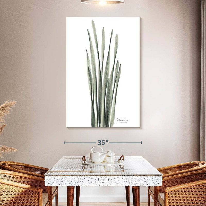 Harnek Hyacinth Leaf, 24" H x 16" W