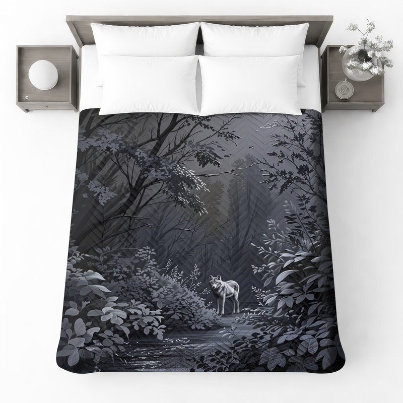 Gray Wolf In Forest Bedding Wolf Bedspread Animals, Full / Double