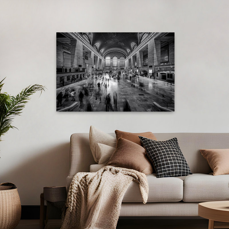 Grand Hall Motion Blur Classic Abstract Contemporary Architecture City Wall Art Print, H 32 po x l 48 po