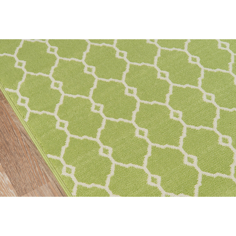Tapis intérieur / extérieur vert Yepez, Tapis de couloir 2 pi 3 po x 7 pi 6 po